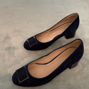 Crown &Ivy Shoes Womens 7.5M Blue Suede Pumps Block Heel Round Toe/Buckle Office